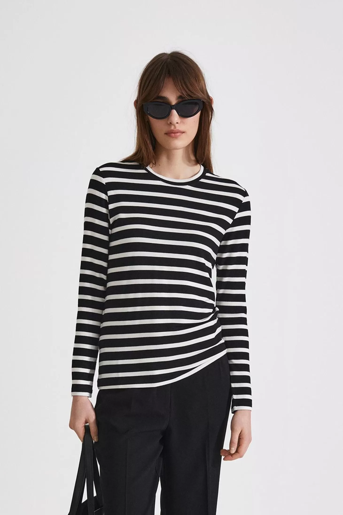 Stylein Basics-Canvey Top - Black With Stripes